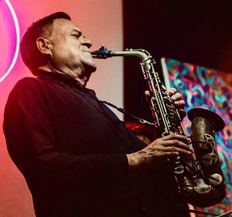 BIỂU DIỄN NHẠC JAZZ