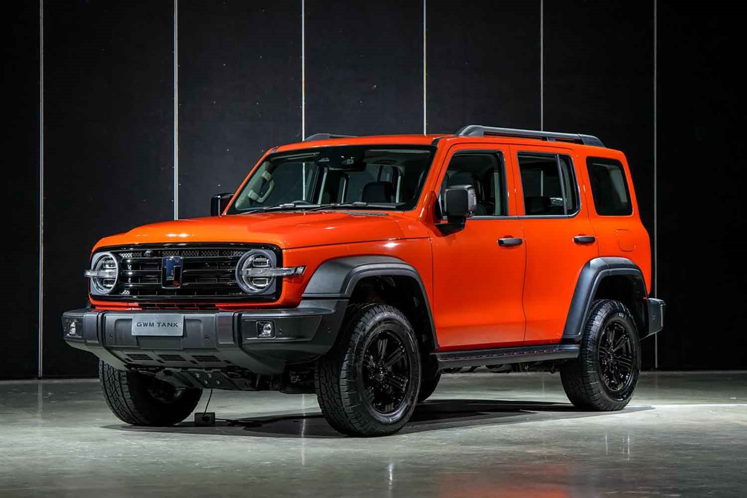 Tank 300 - Mẫu SUV địa hình phong cách hầm hố