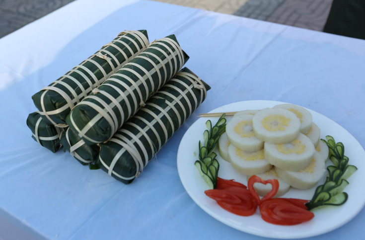 Bánh tét làng Chuồn