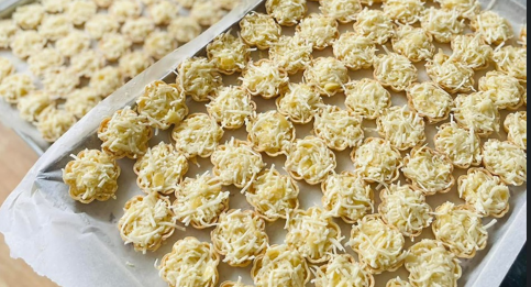 Bánh dừa Nhật San