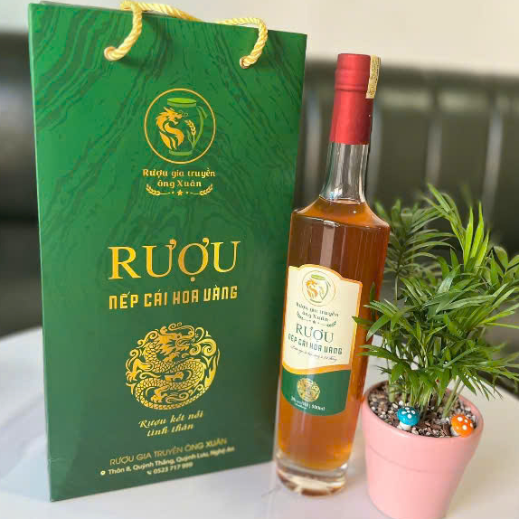 Rượu nếp cái hoa vàng - Rượu gia truyền ông Xuân