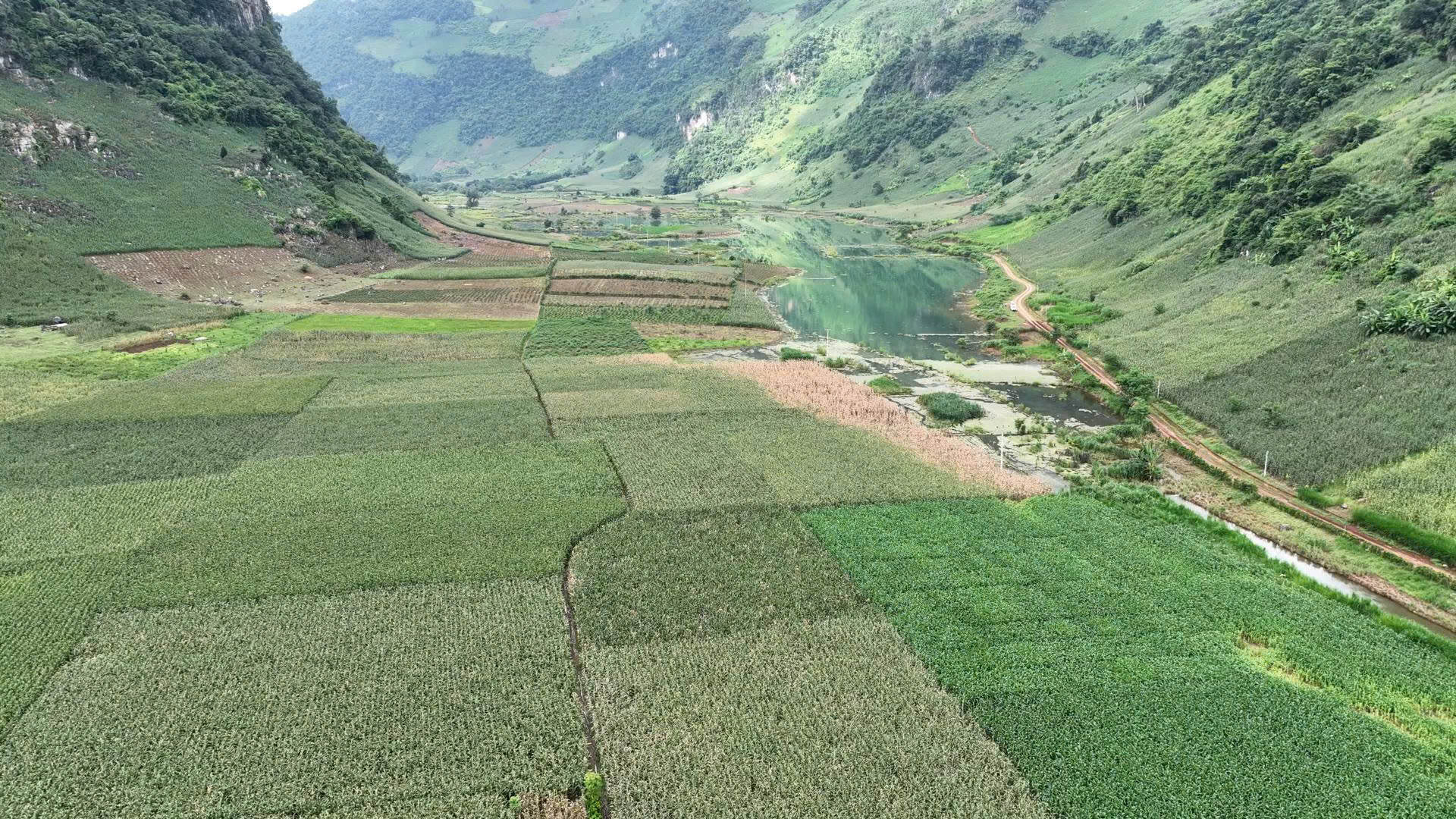 BÀI 1: GIỚI THIỆU VỀ XÃ PÚ NHUNG